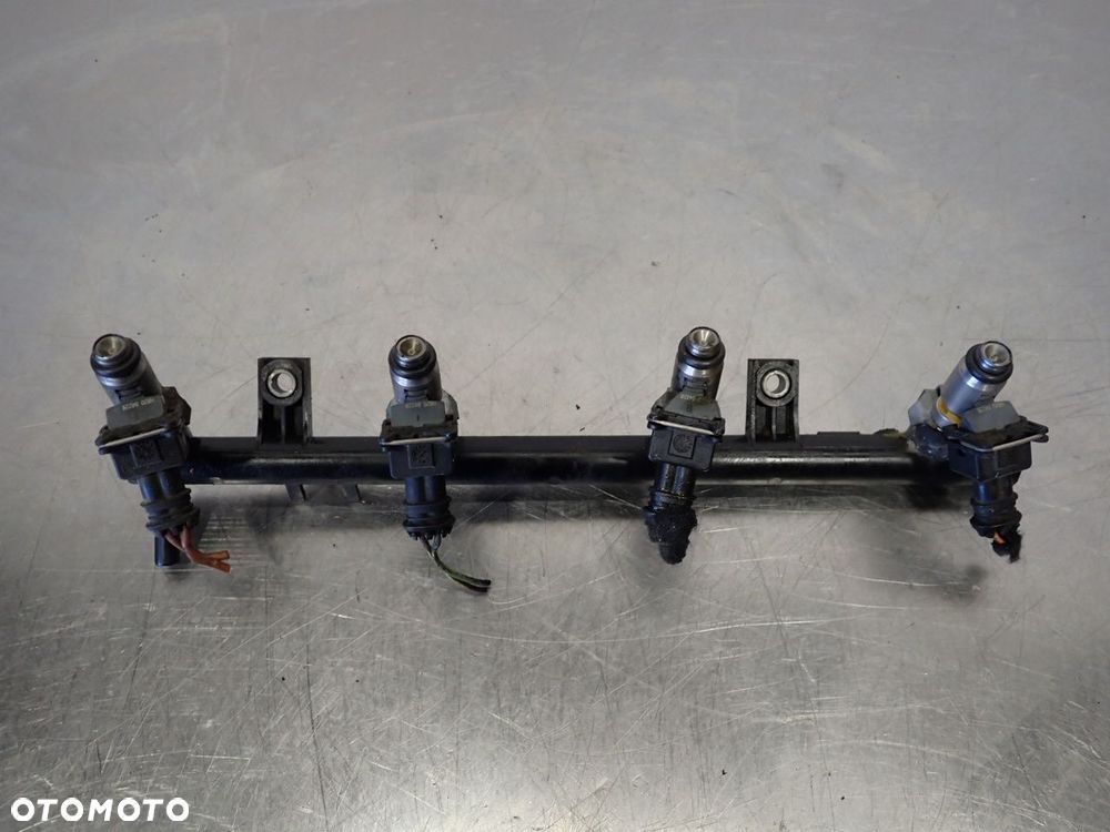 LISTWA WTRYSKOWA RENAULT LAGUNA II   H82064228 - 3