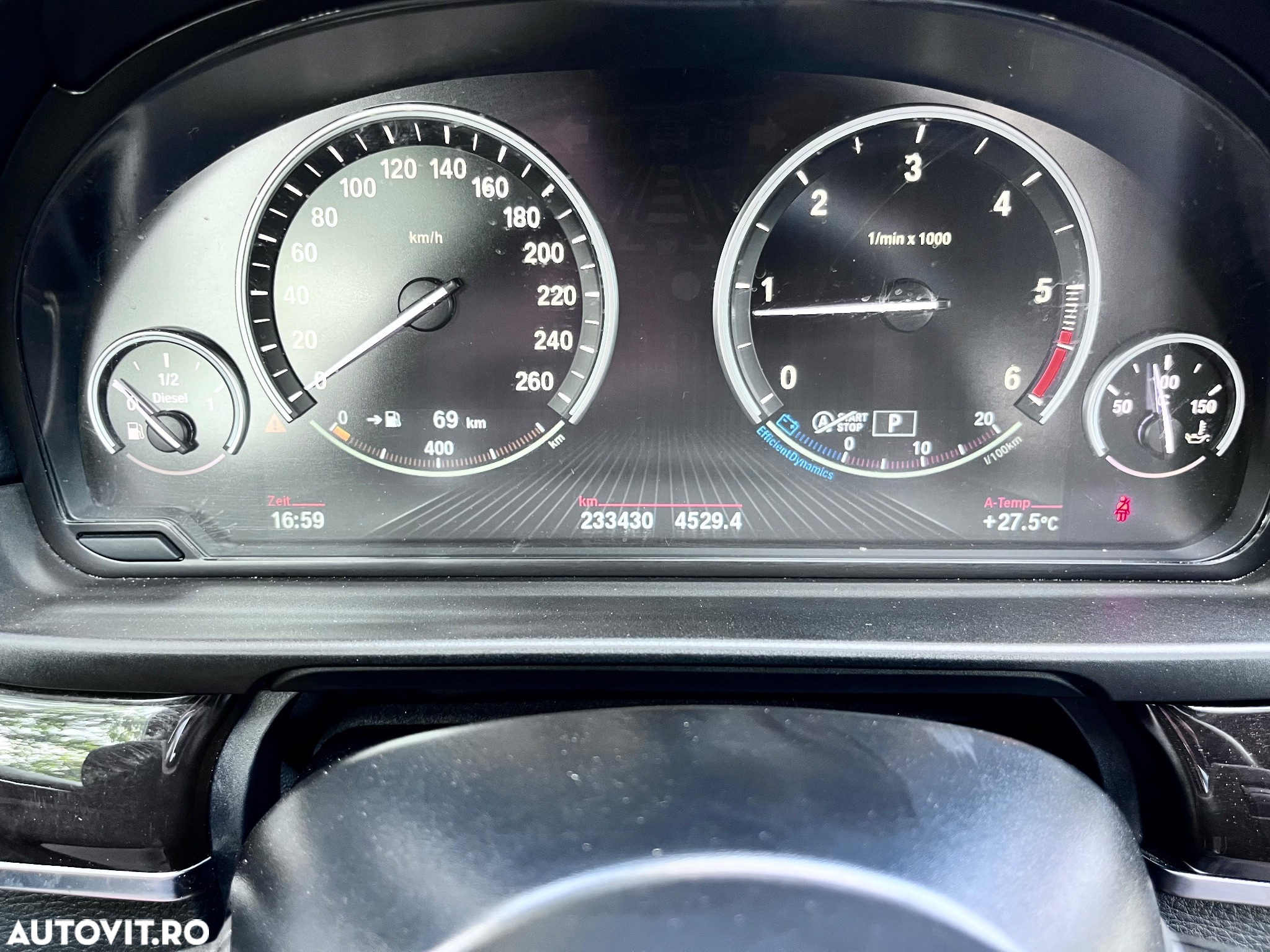 BMW Seria 5 525d xDrive Aut. Luxury Line - 25