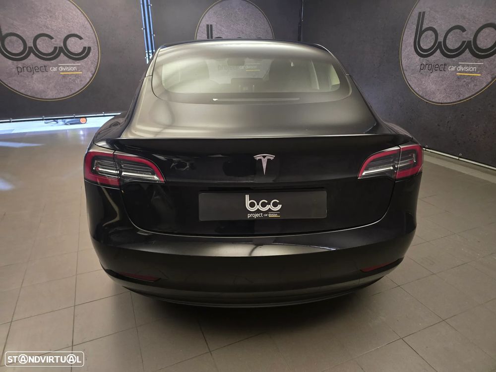 Tesla Model 3 Standard Range Plus RWD - 4