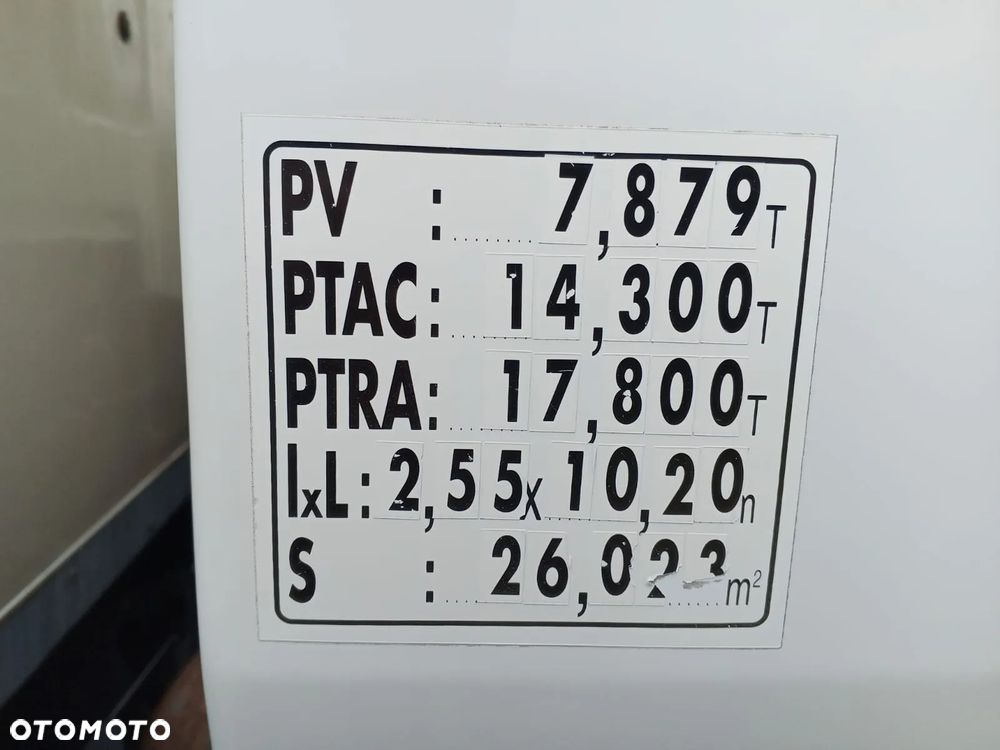 Renault D 14/ŁADOWNOŚĆ 6 TON/ WINDA / MOCNA PODŁOGA/FRANCJA - 31