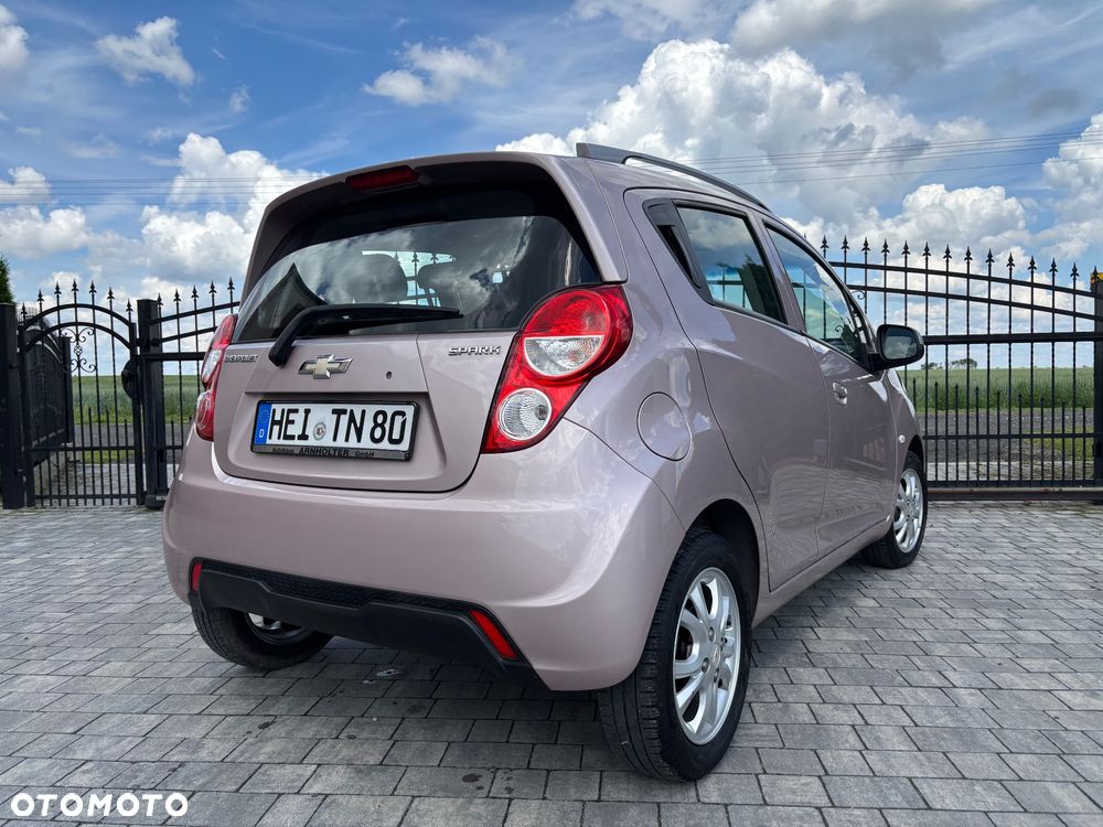 Chevrolet Spark 1.2 LT - 32