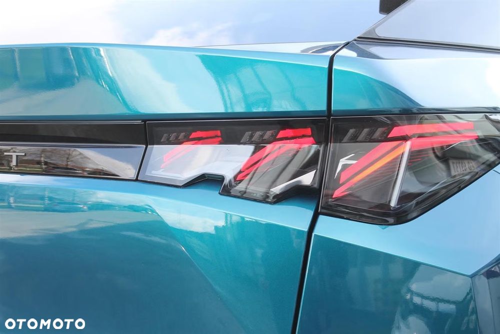 Peugeot 3008 210 GT EXCLUSIVE - 8