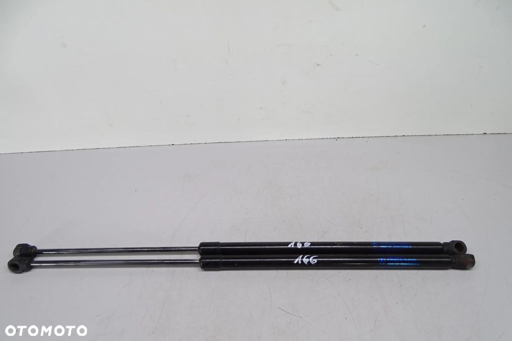 Siłownik KLAPY MERCEDES ML 166 ML166 A1669802064 A1669801964 - 1