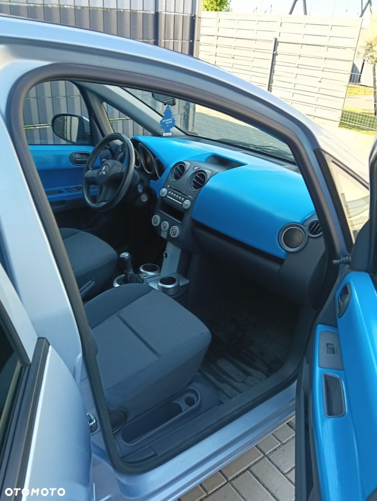 Mitsubishi Colt - 6