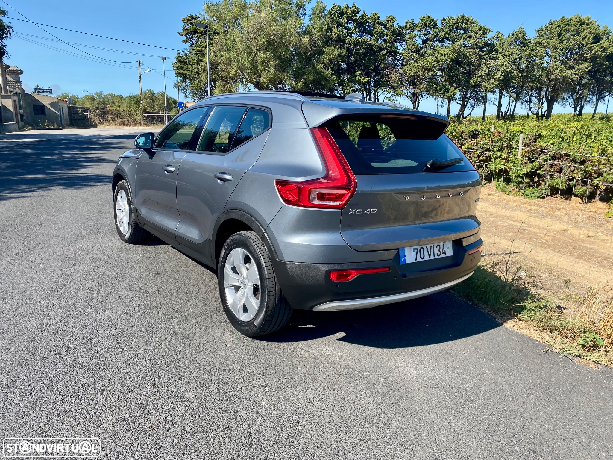 Volvo XC 40 2.0 D3 Momentum Geartronic - 5