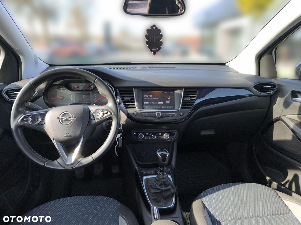 Opel Crossland - 12
