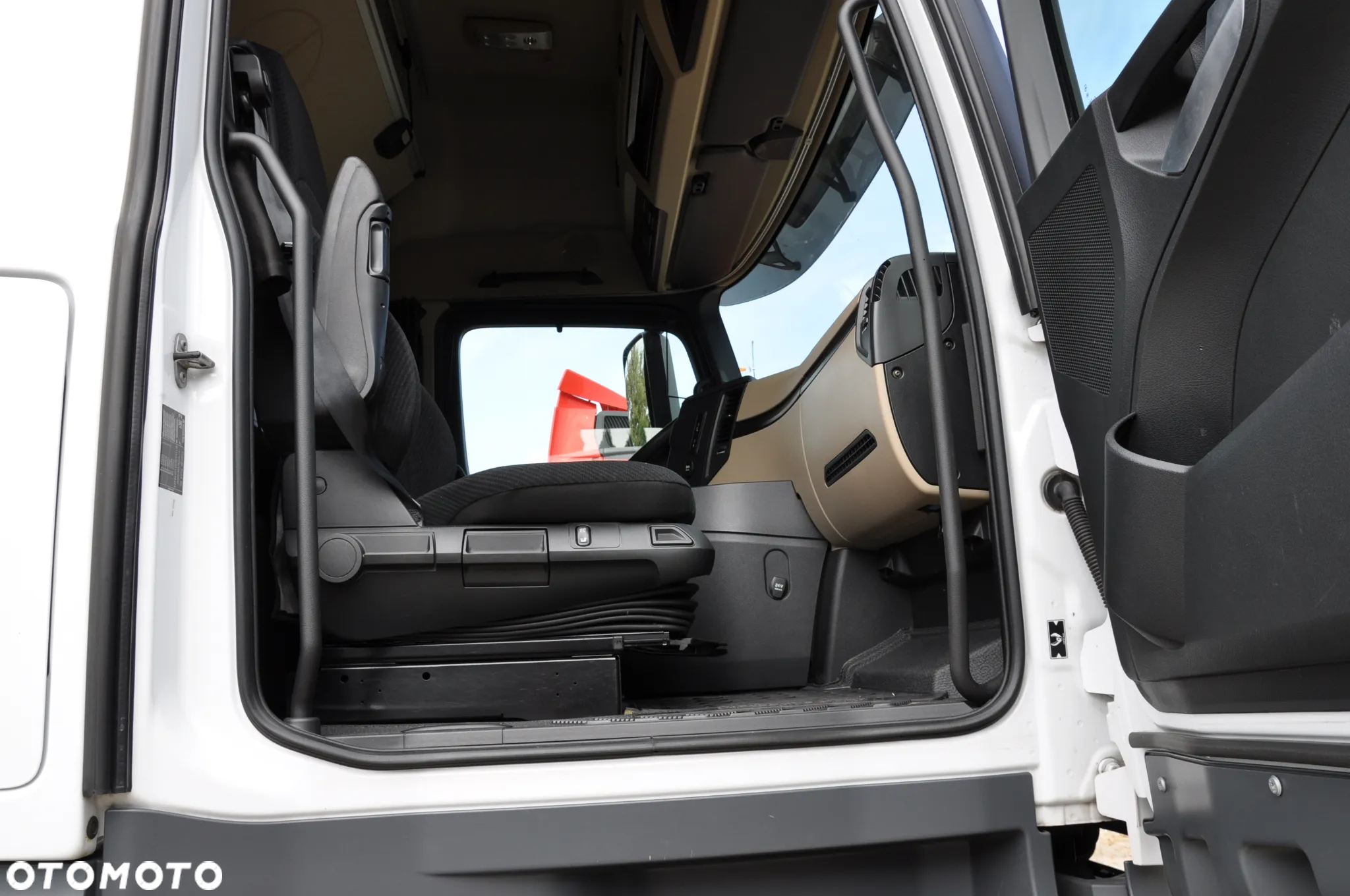 Mercedes-Benz Actros bez retardera - 10