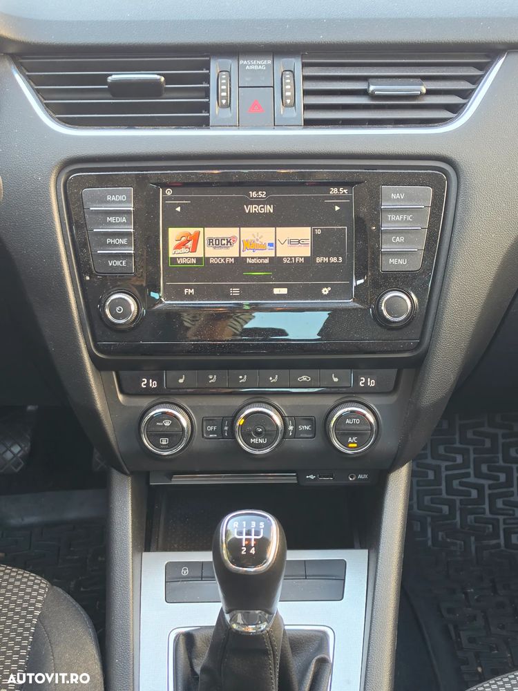 Skoda Octavia 1.6 TDI Style - 8