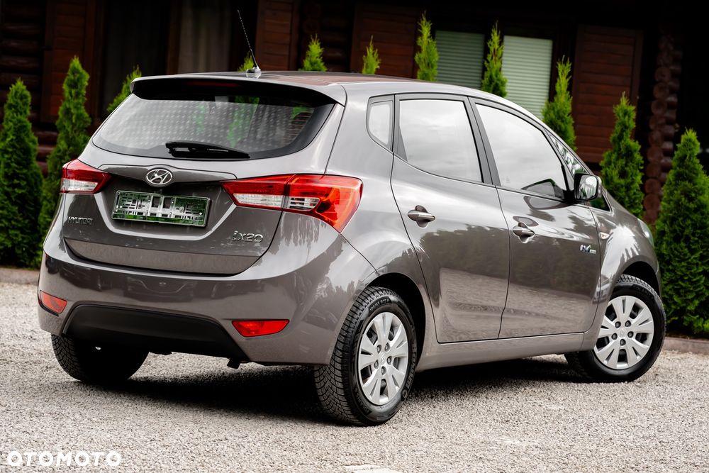 Hyundai ix20 1.4 blue Style - 10