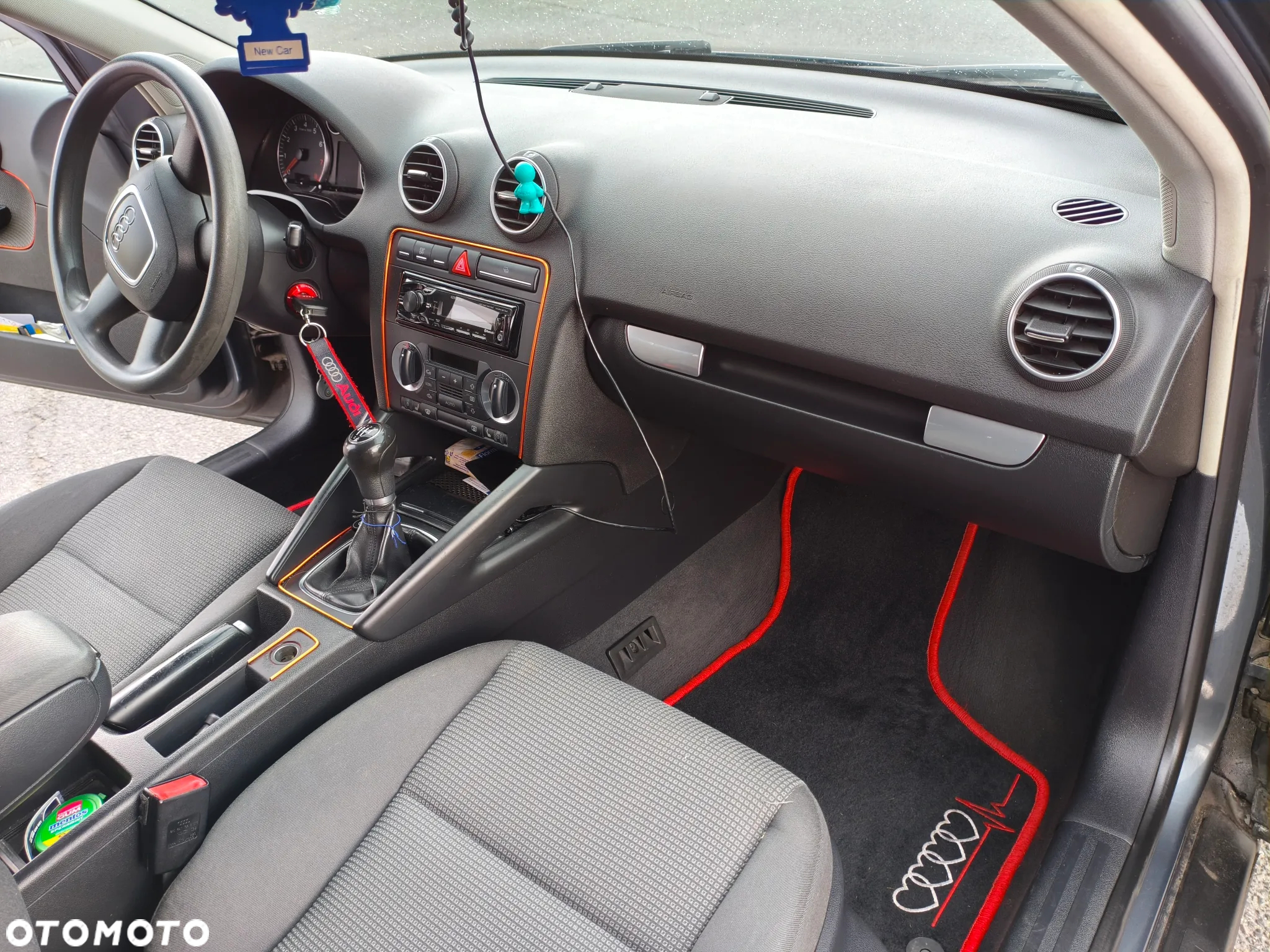 Audi A3 1.6 Ambiente - 11