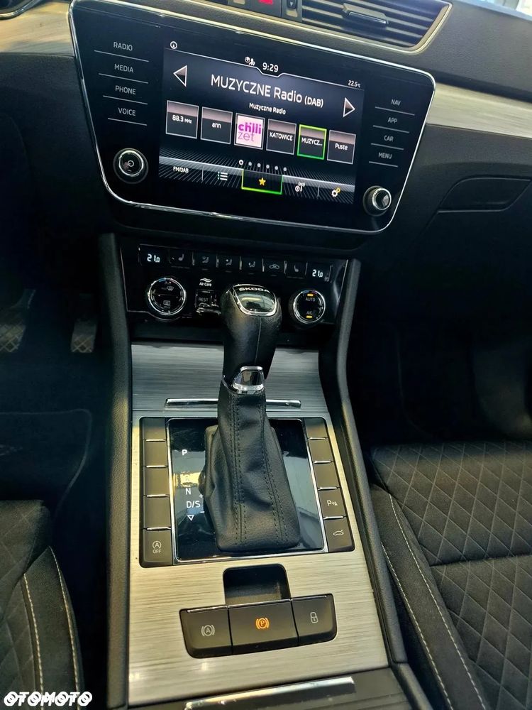 Skoda Superb 1.5 TSI Ambition DSG - 21