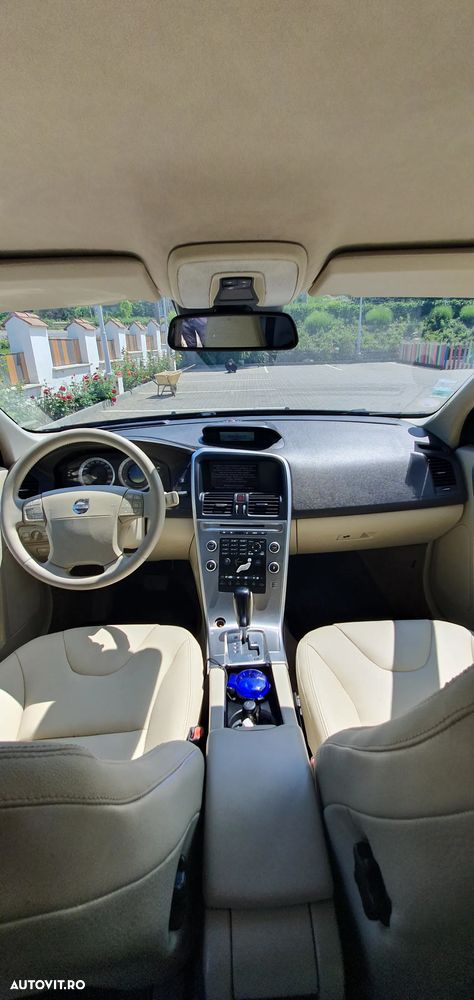 Volvo XC 60 D5 AWD Aut. - 6