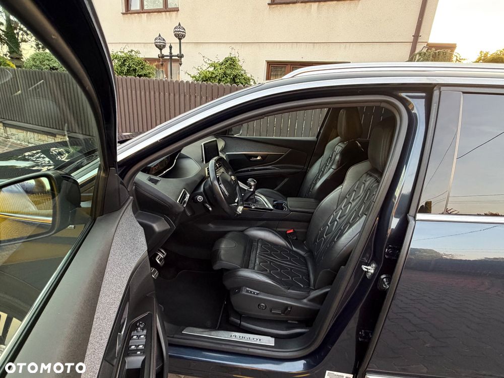 Peugeot 5008 - 12