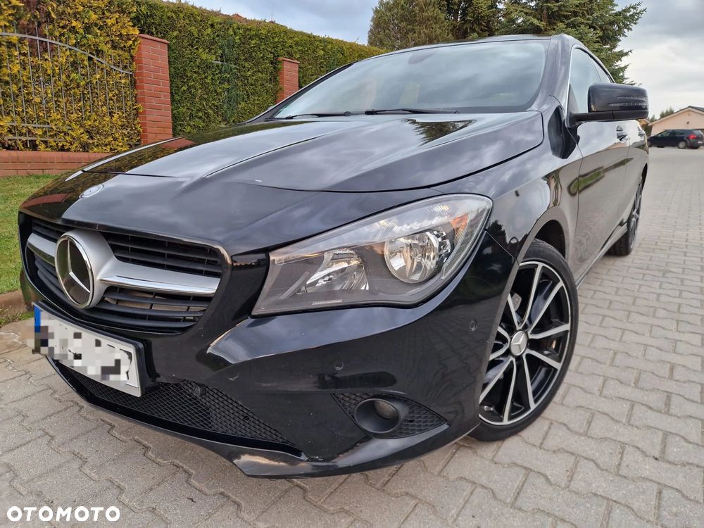 Mercedes-Benz CLA 200 CDI 7G-DCT Urban - 2