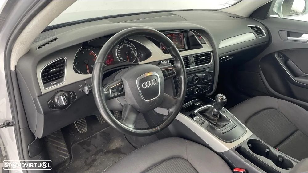 Audi A4 2.0 TDI - 10