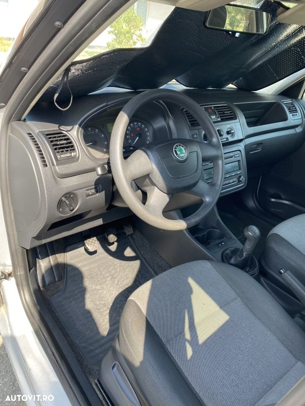 Skoda Fabia 1.2 HTP - 10
