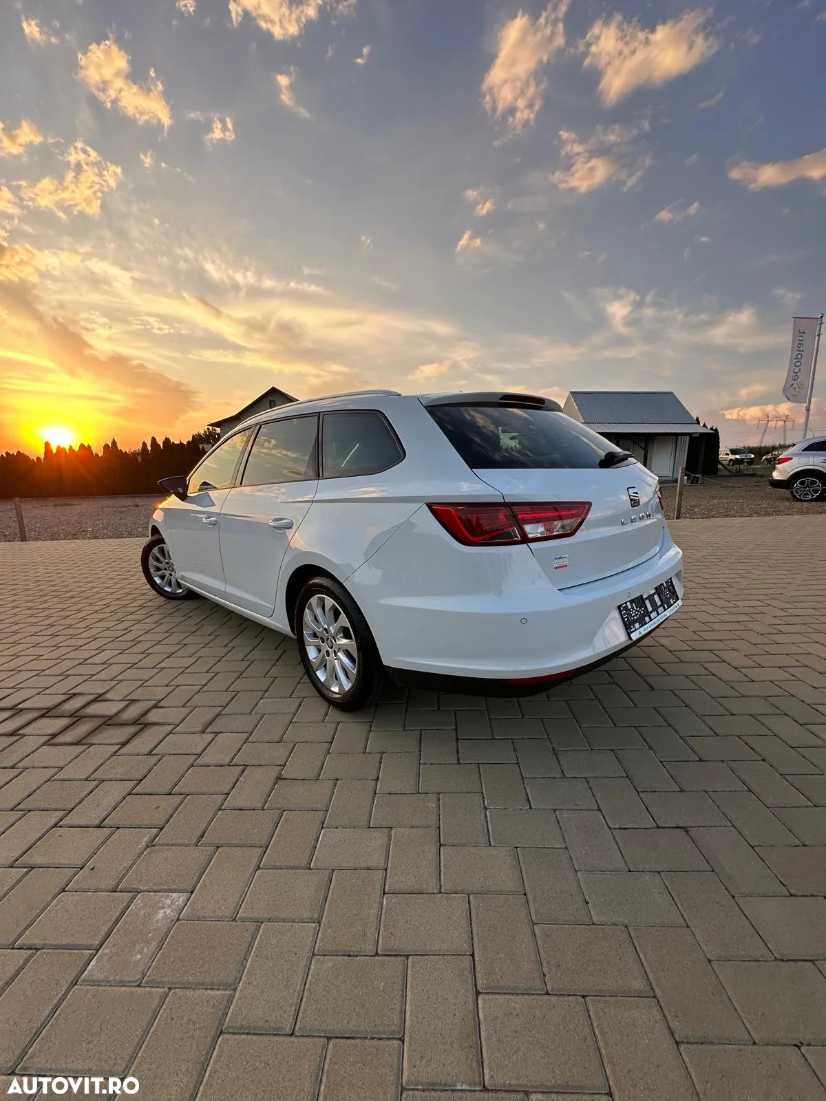 Seat Leon ST 1.6 TDI CONNECT - 14