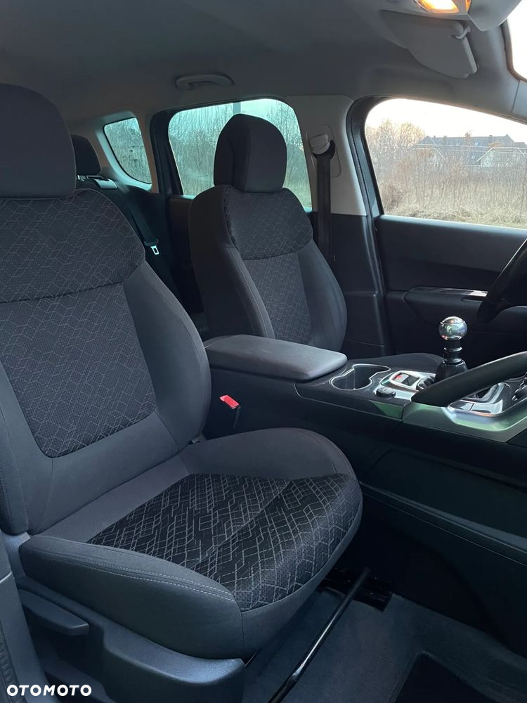 Peugeot 3008 - 19