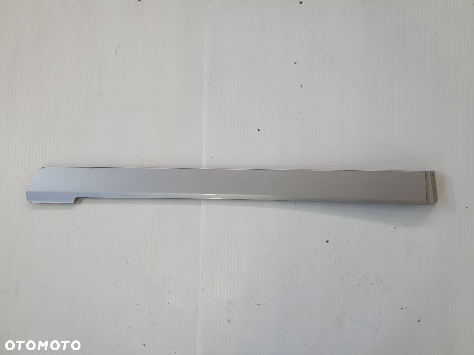 OSŁONA PROWADNICY DRZWI MERCEDES VITO VIANO  639