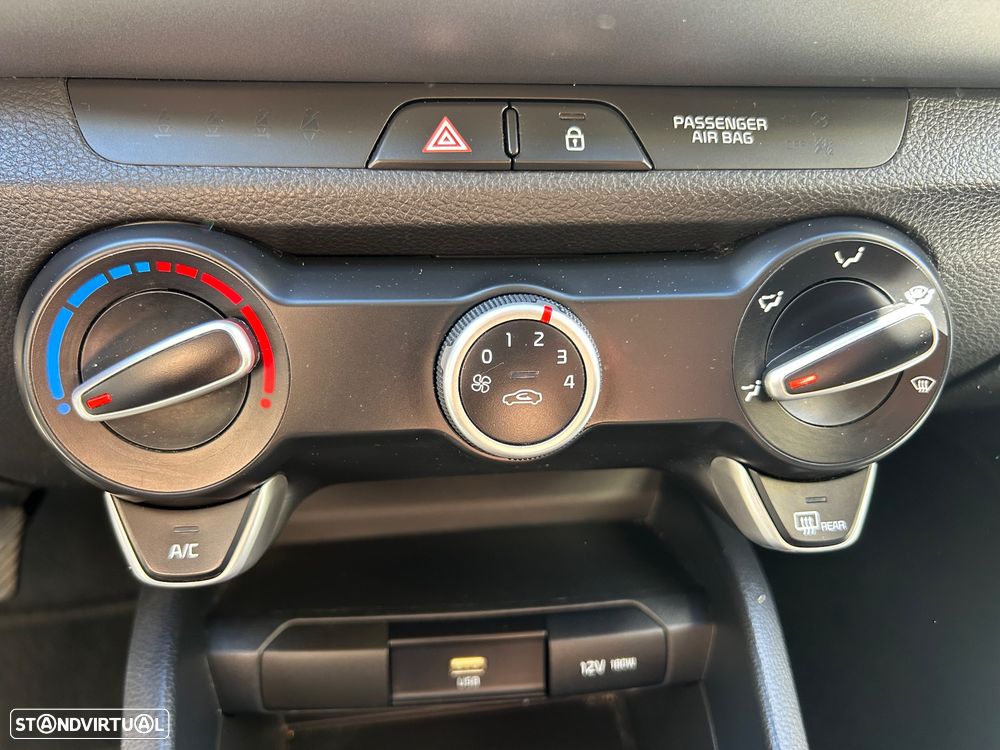 Kia Stonic 1.2 MPi Vibe - 20