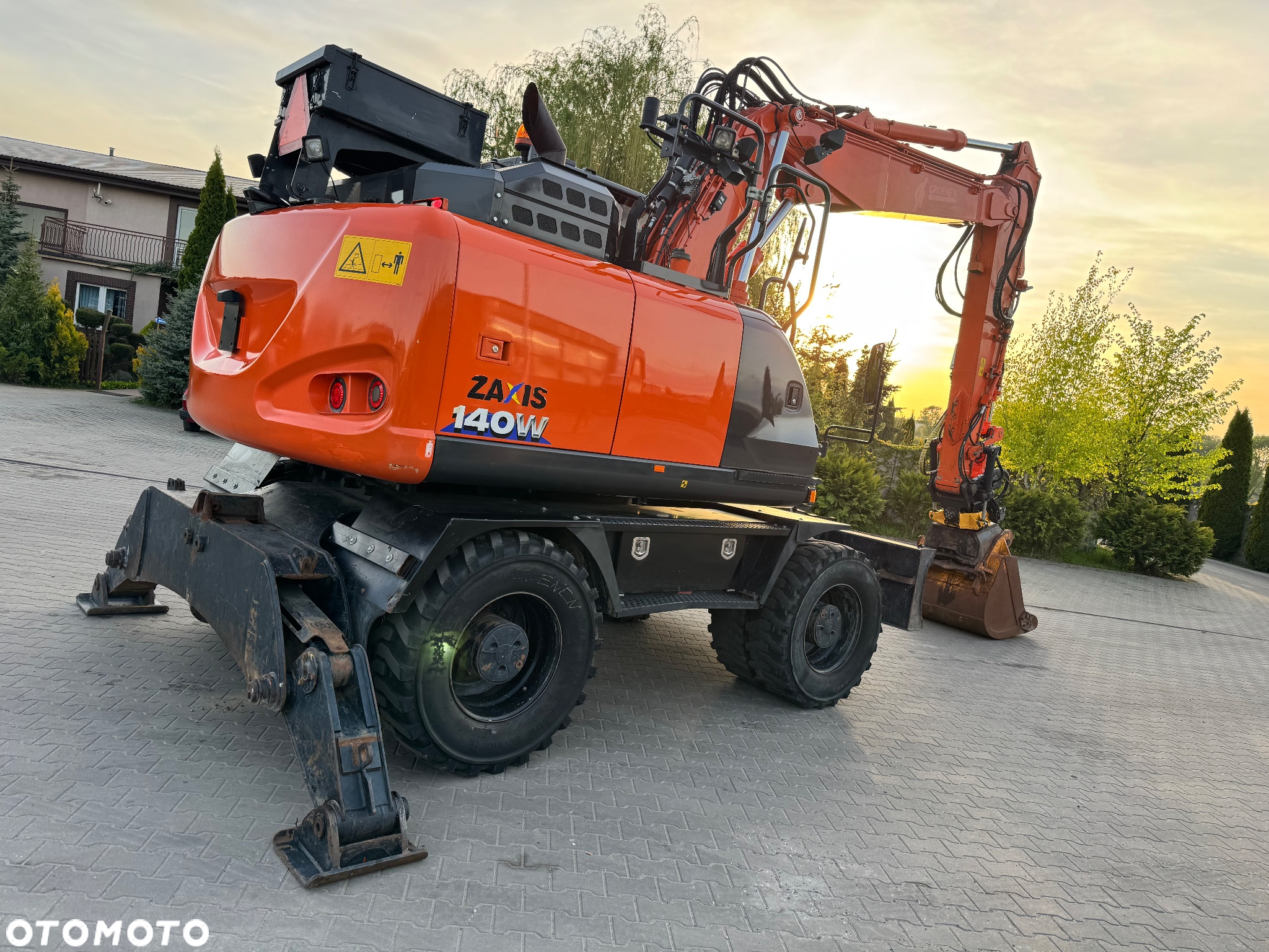 Hitachi ZX140W-6 / ZX 140 W - 5
