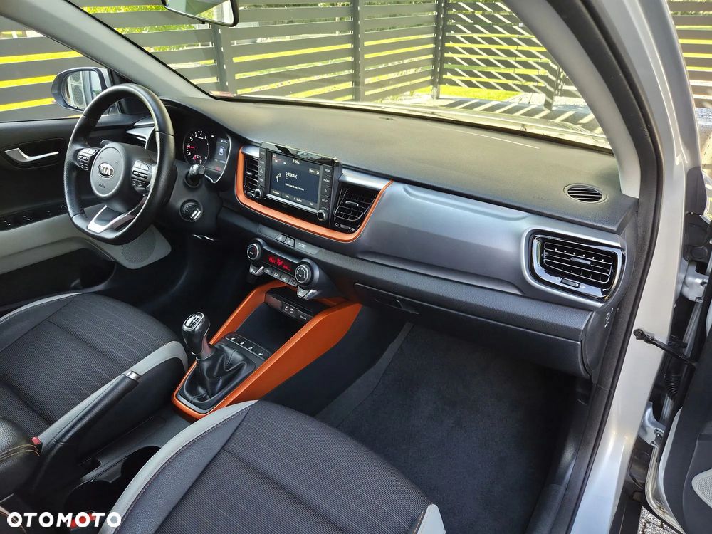 Kia Stonic 1.0 T-GDI 120 Spirit - 14
