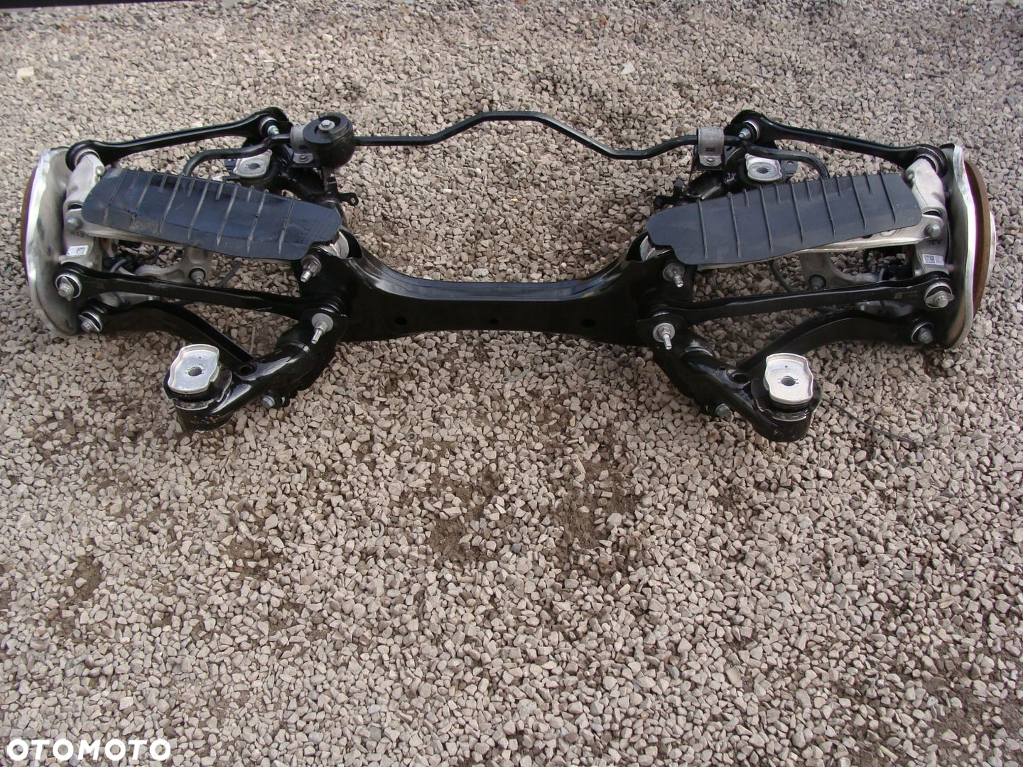 ZAWIESZENIE TYLNE KOMPLETNE AUDI A4 B9 2WD - 9