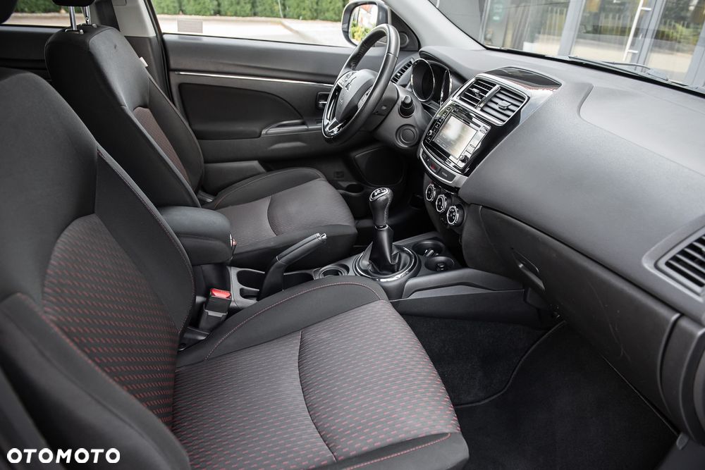 Mitsubishi ASX - 28
