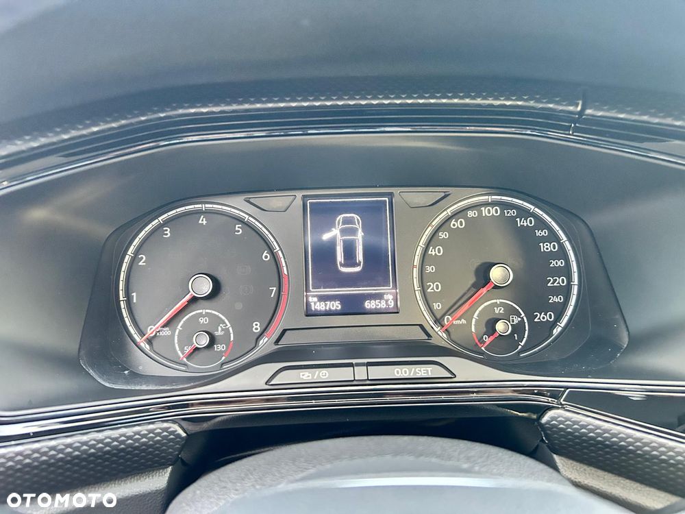 Volkswagen T-Cross - 29