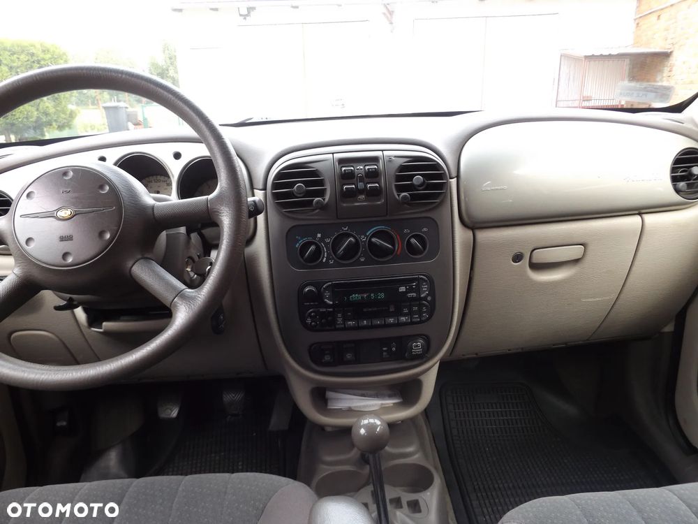 Chrysler PT Cruiser - 18