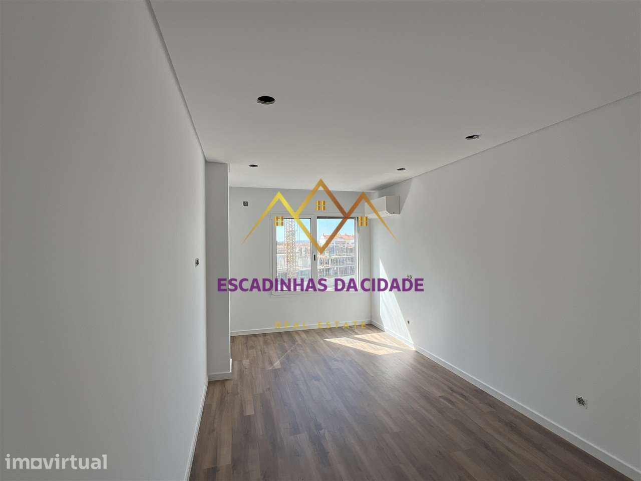 T5 Duplex Novo no Montijo com estacionamento - Grande imagem: 5/34
