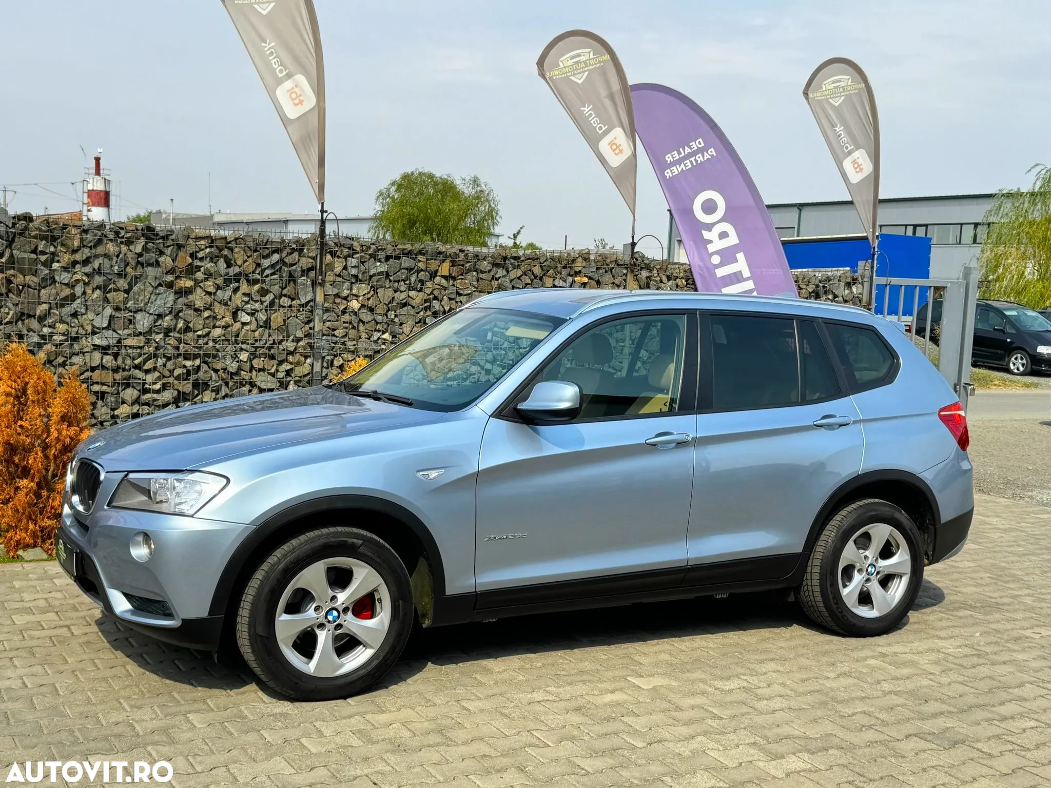 BMW X3 xDrive2.0d - 19