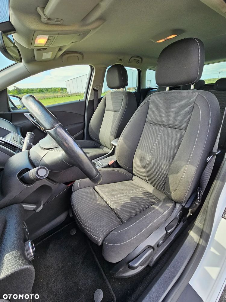 Opel Astra 1.6 T SIDI Sport S&S - 11