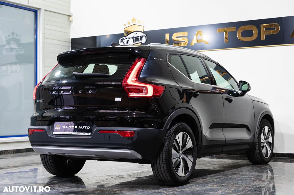 Volvo XC 40 Recharge T4 Twin Engine AT7 Inscription Expression - 4