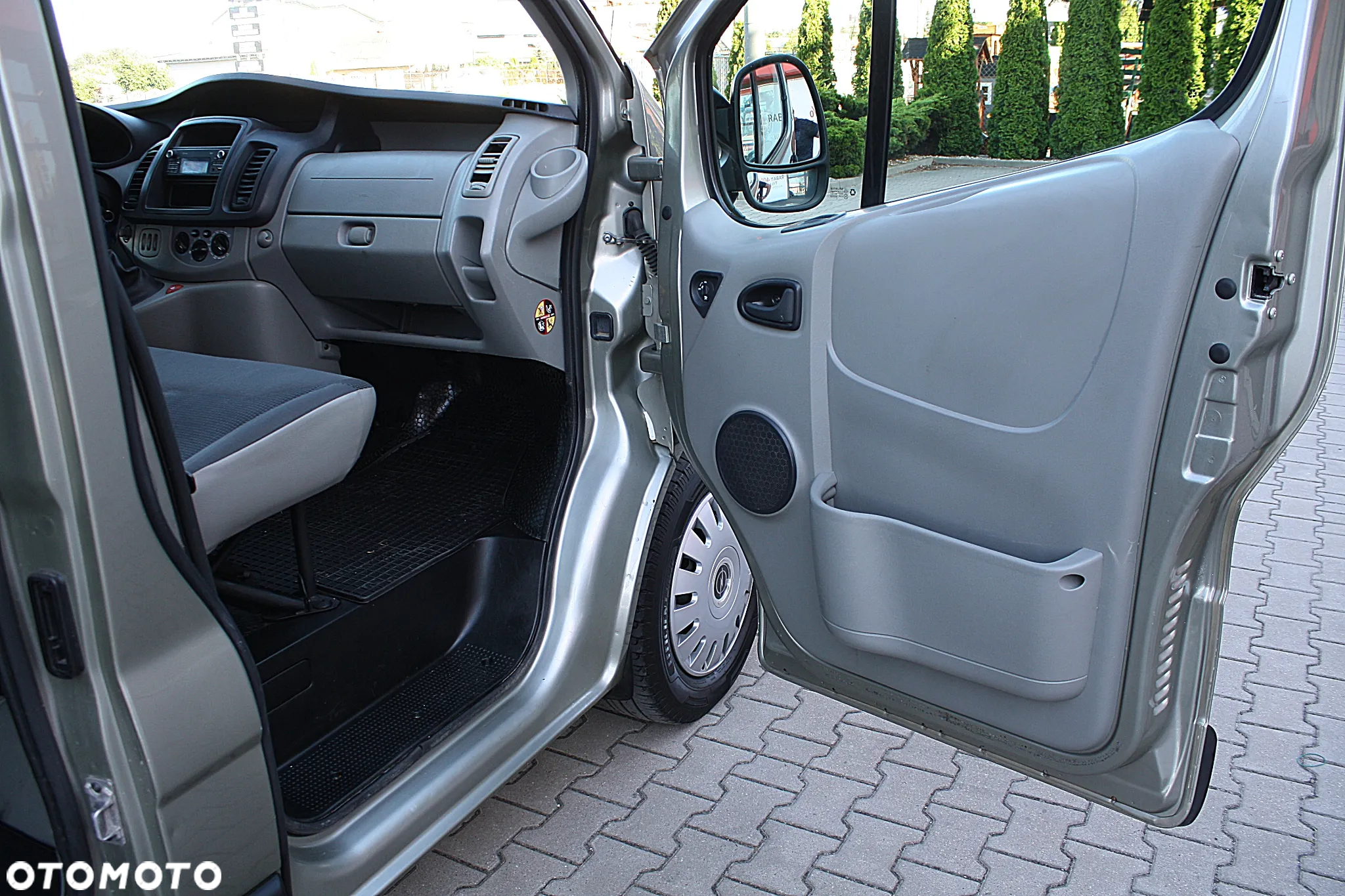 Opel Vivaro - 5