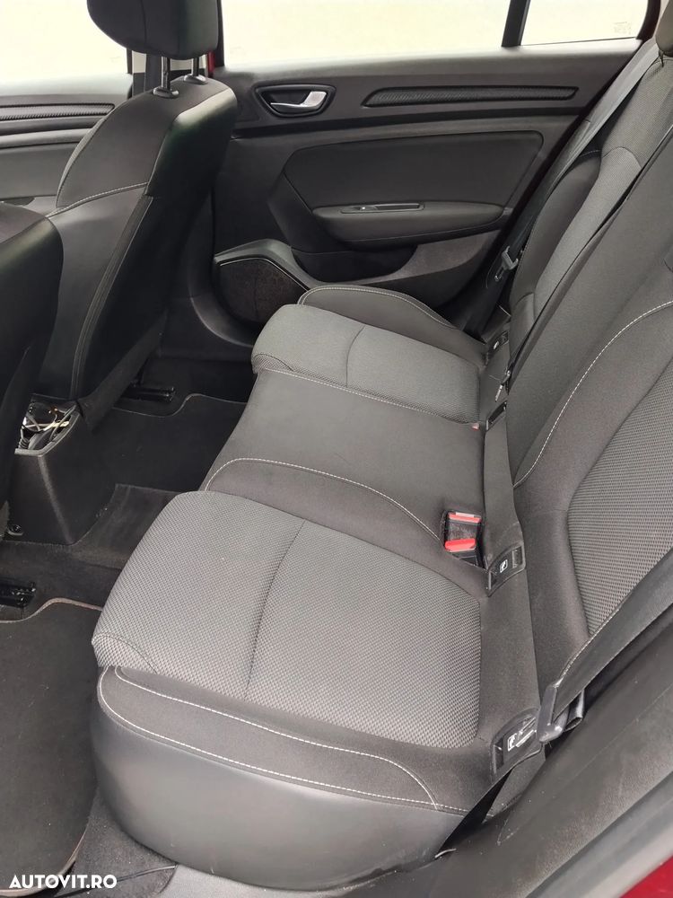 Renault Megane TCE 114 GPF Life - 6