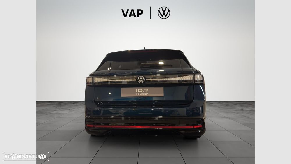 VW ID.7 77 kWh Pro Urban - 4