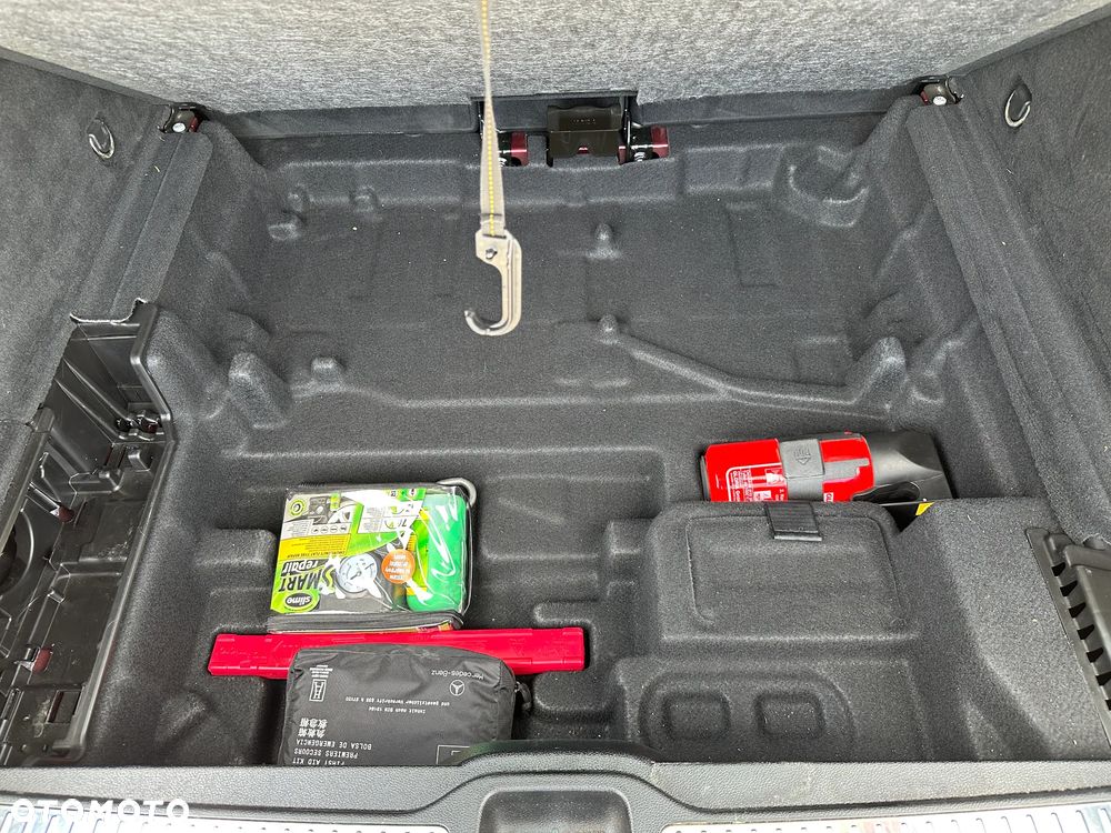 Mercedes-Benz GLC - 28