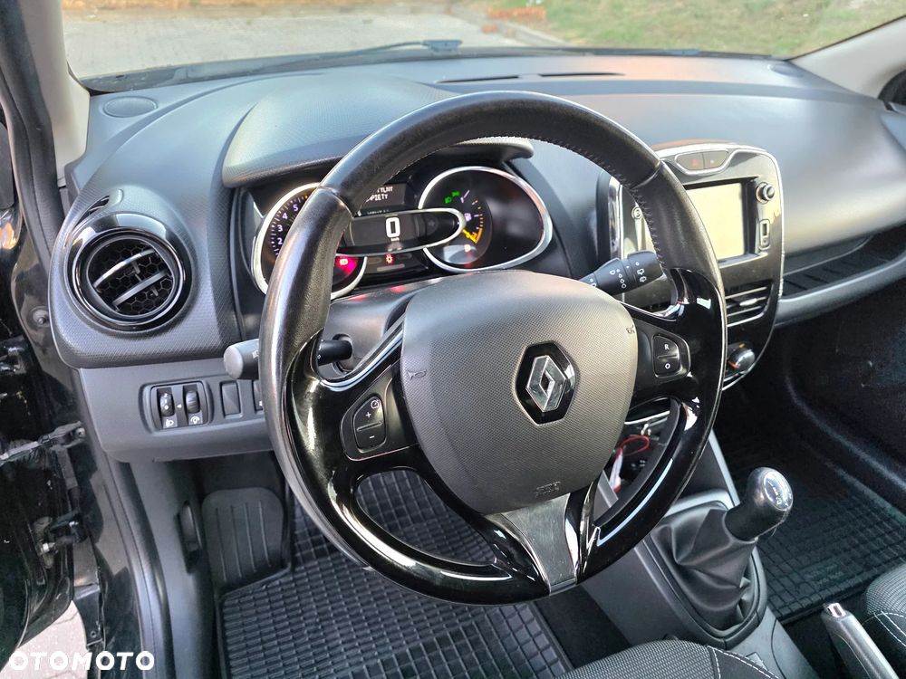Renault Clio - 14