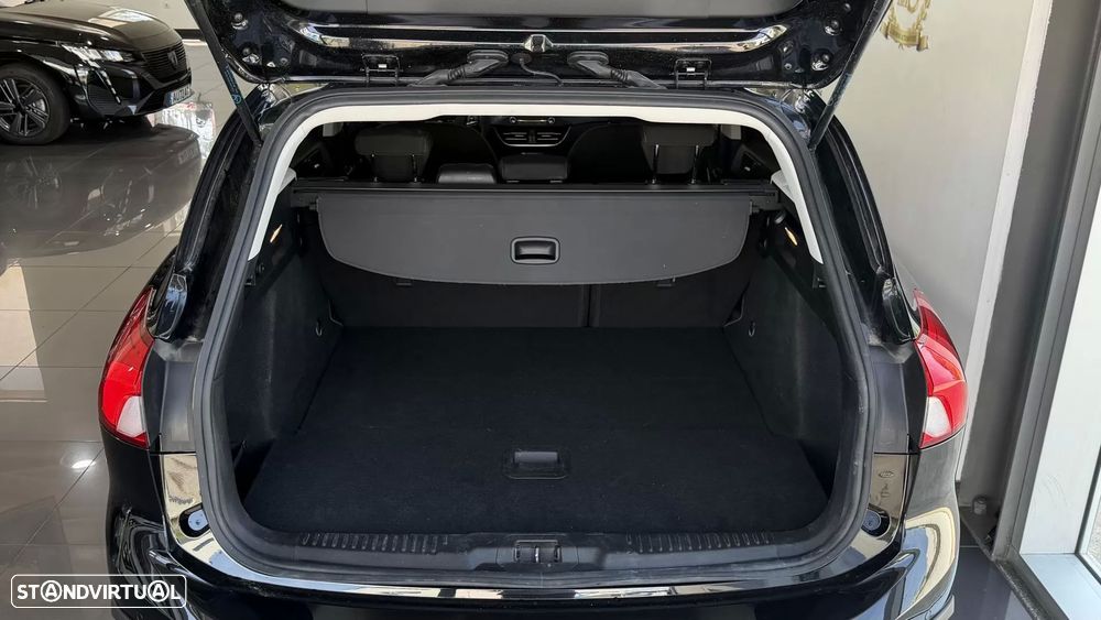 Ford Focus SW 1.5 TDCi EcoBlue Active X - 17