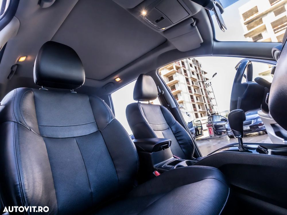 Nissan X-Trail 1.6L dCI Start/Stop XTRONIC Tekna - 5