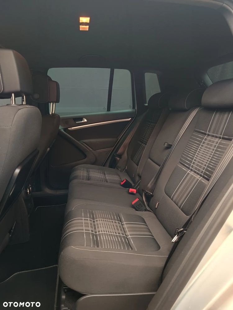 Volkswagen Tiguan - 7