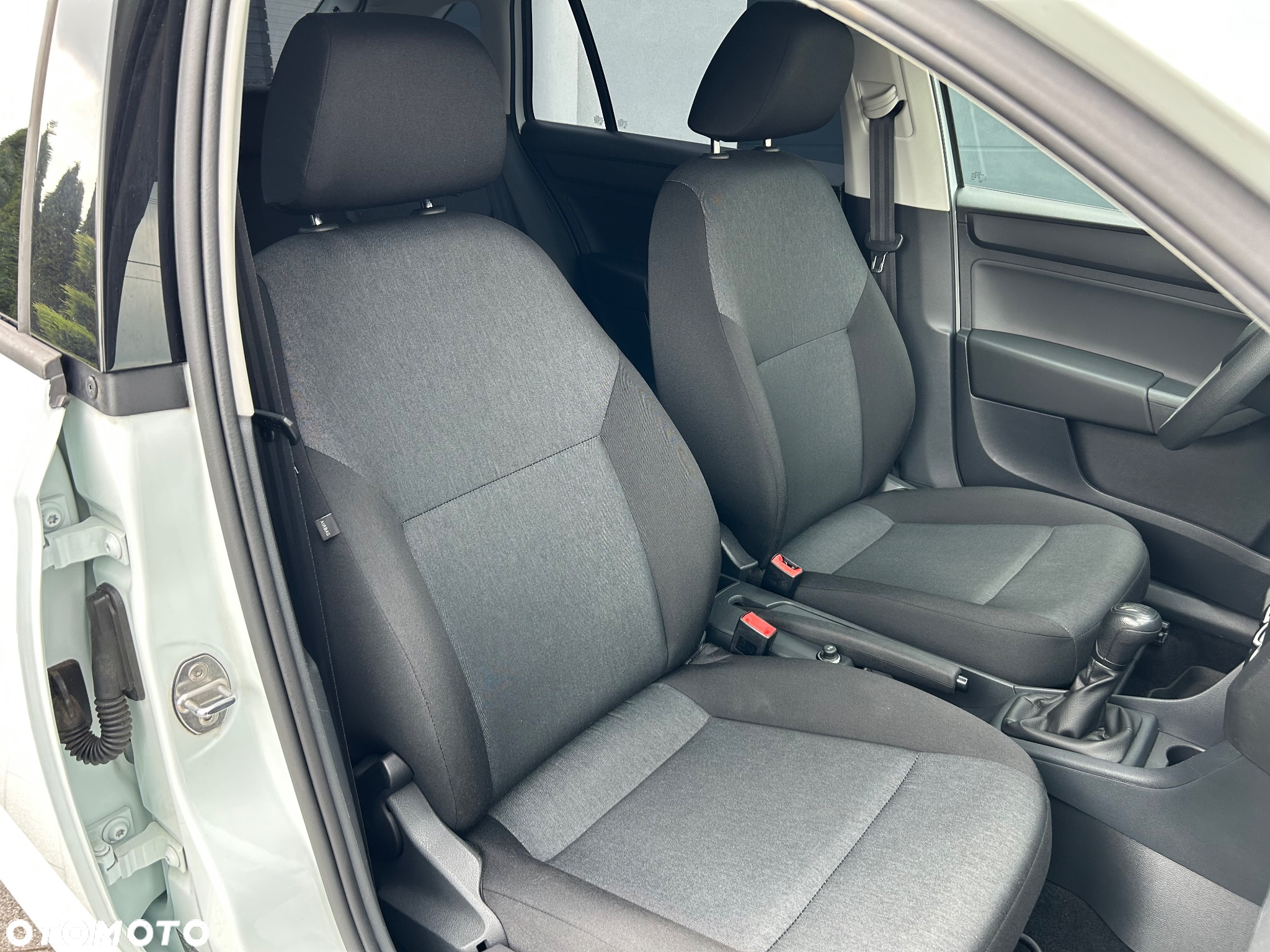 Skoda RAPID Spaceback 1.2 TSI (Green tec) Active - 11