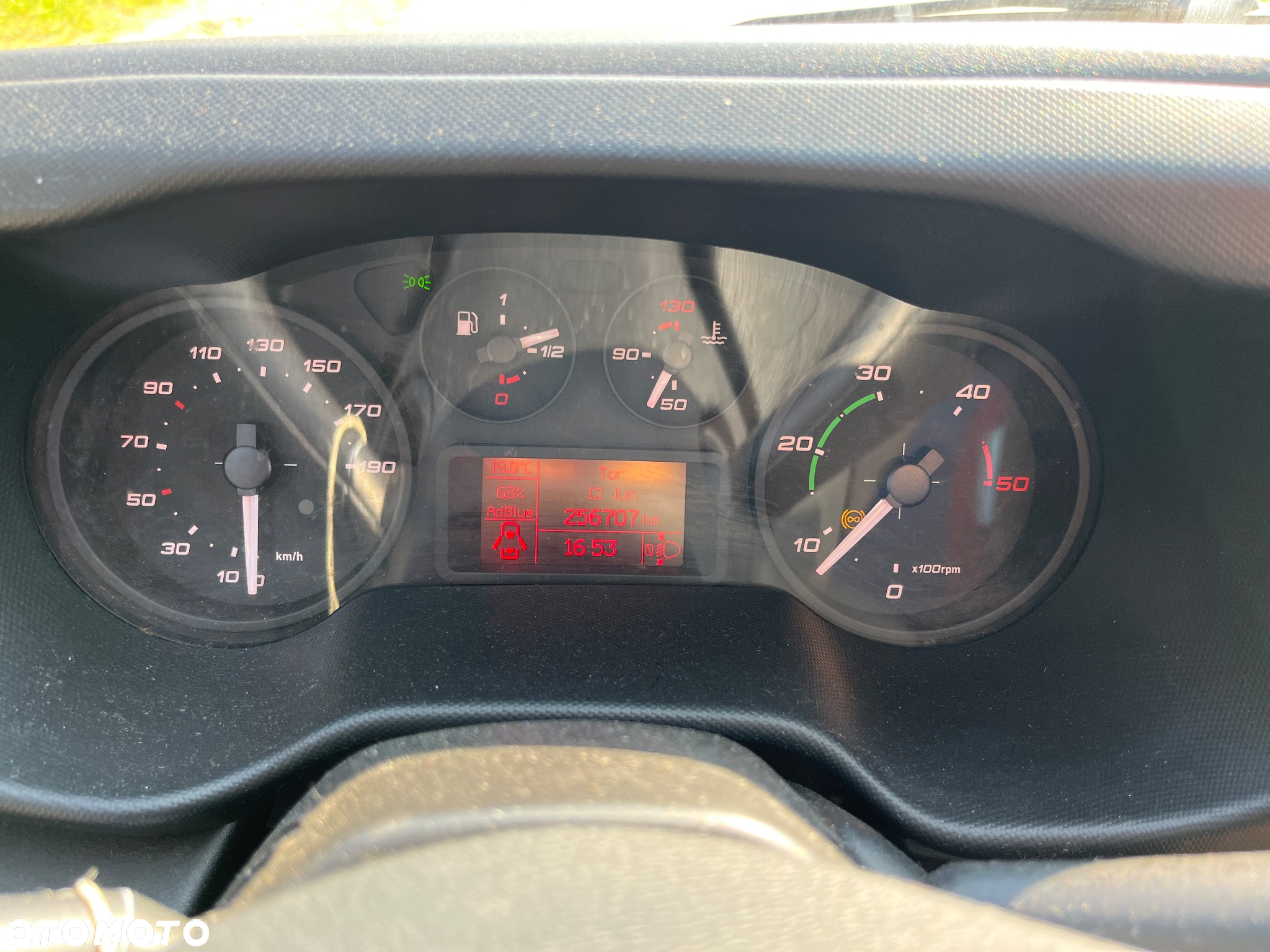 Iveco Rosero First - 25