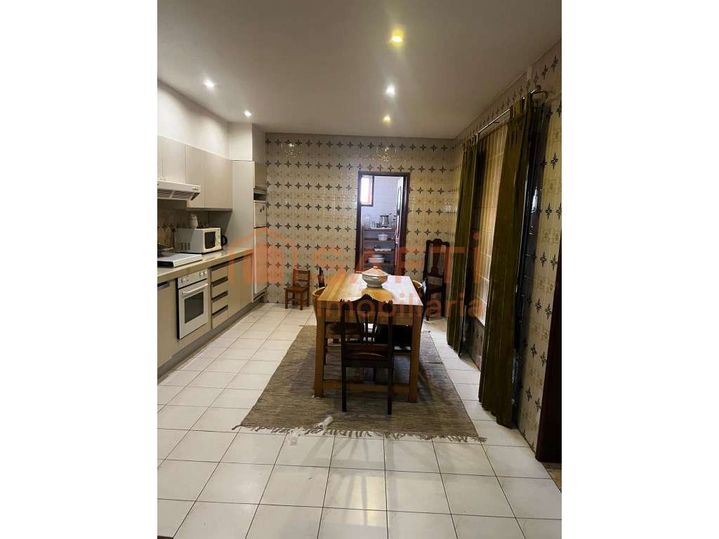 ARRENDA-SE T3 CENTRO DE VALE DE CAMBRA - Grande imagem: 4/9