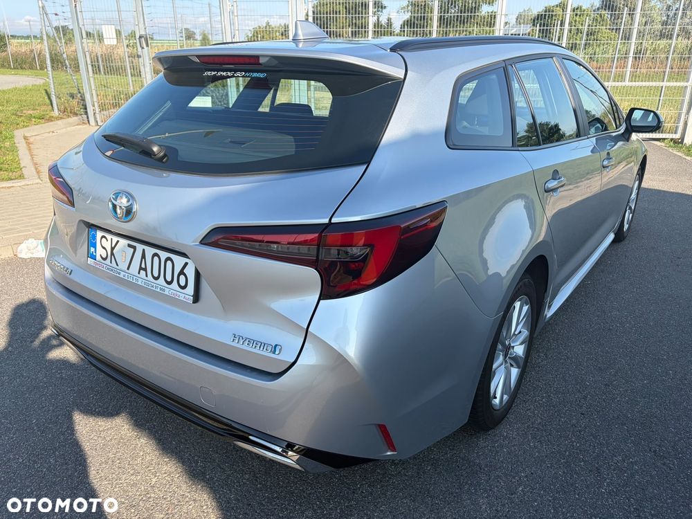Toyota Corolla 1.8 Hybrid Comfort - 16