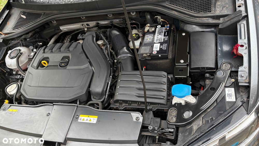 Volkswagen T-Roc - 9