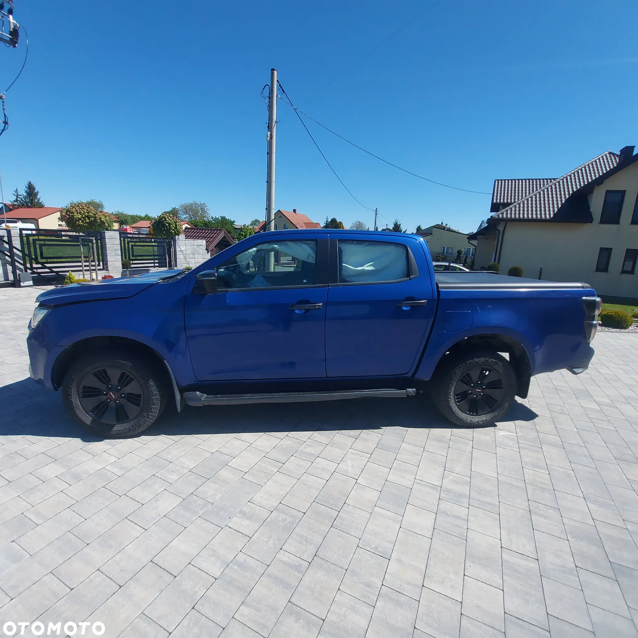 Isuzu D-Max - 10