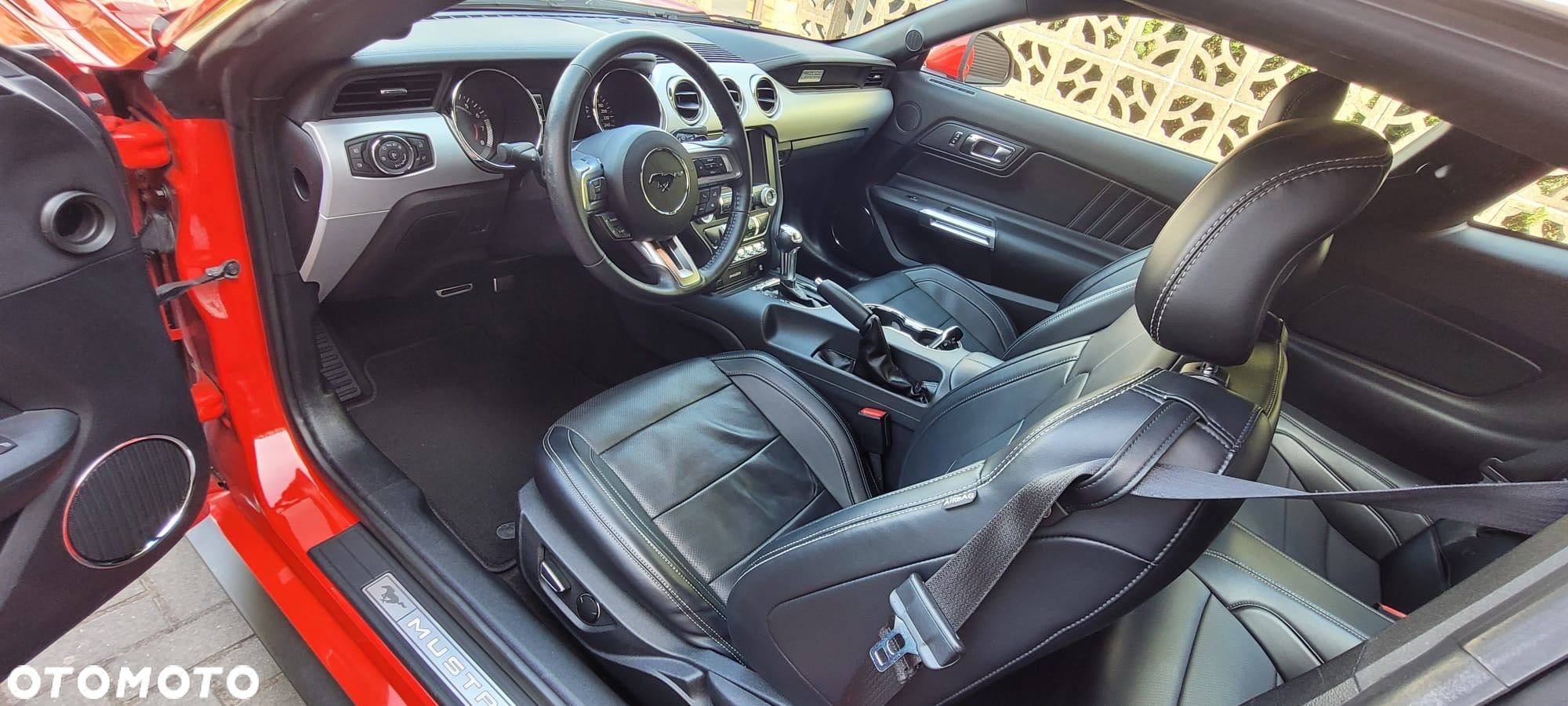 Ford Mustang 5.0 V8 GT - 6