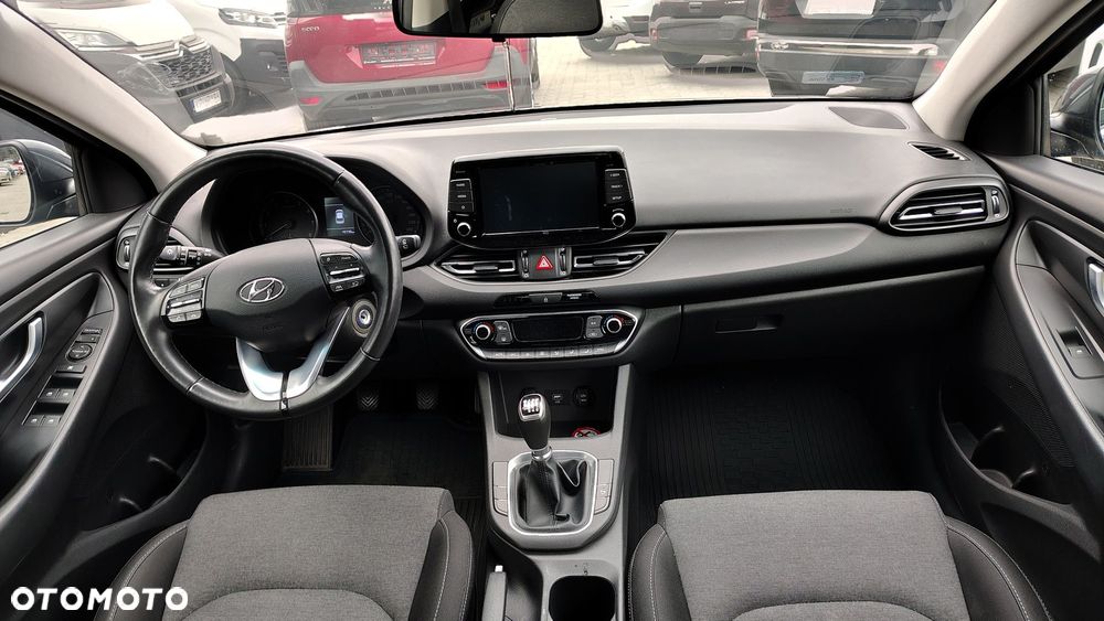 Hyundai i30 1.5 DPI Comfort - 9